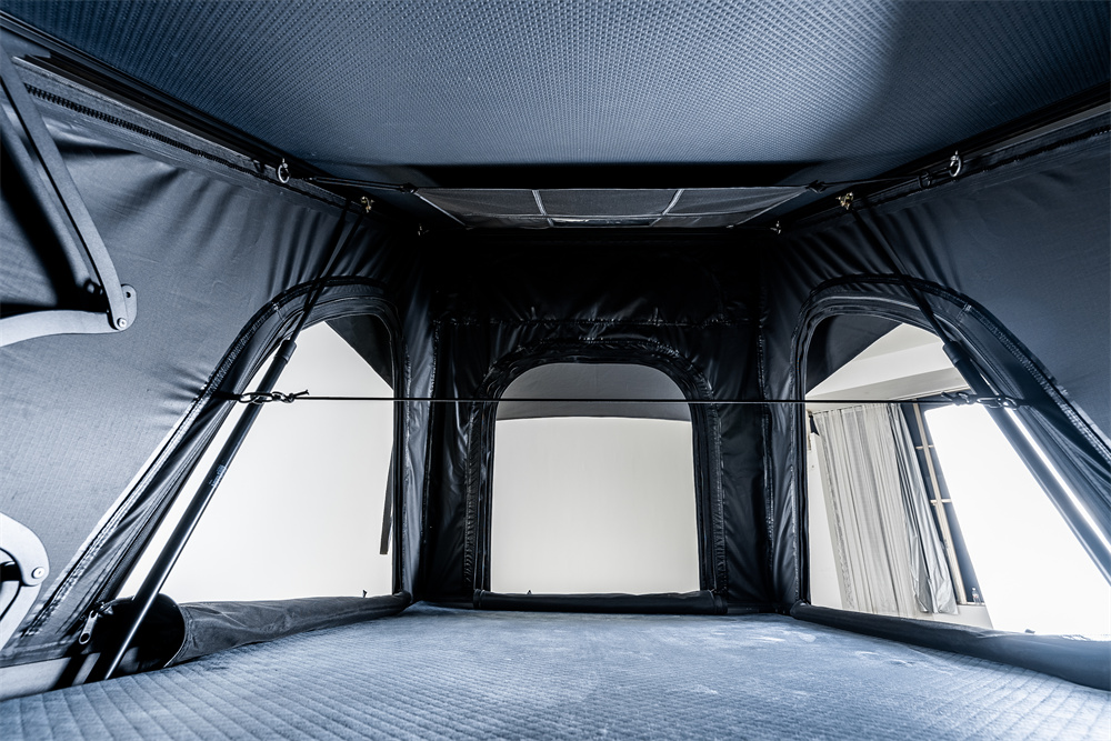 DB-RT005 1.45 Aluminum Hardshell Roof Top Tent
